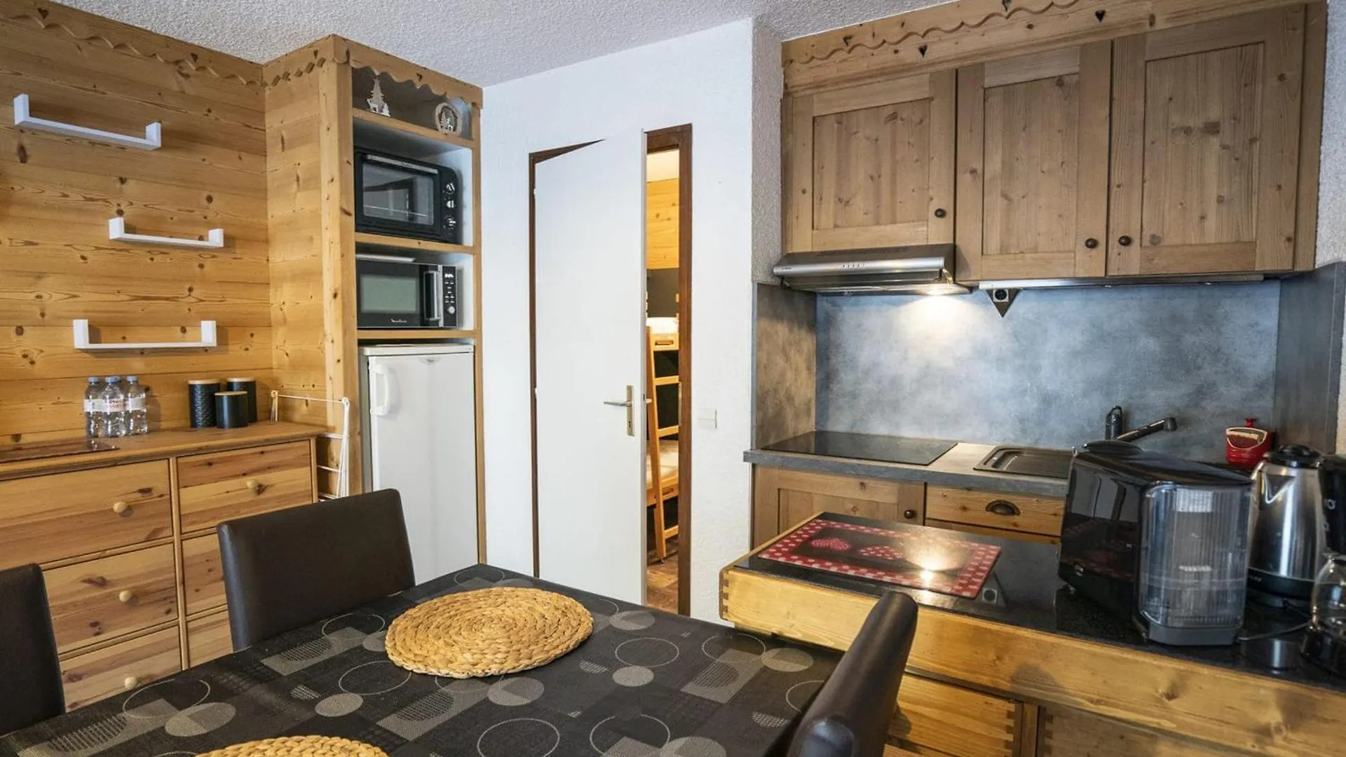 Apartment Studio Cosy Pour 4 Pers, Proche Remontees Mecaniques Et Centre, Balcon Sud, Parking Inclus - Fr-1-676-121 Chatel France